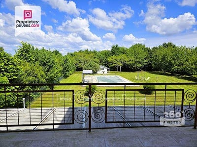/international/fr/villeneuve-sur-lot-aquitaine-310100989094/?lang=it