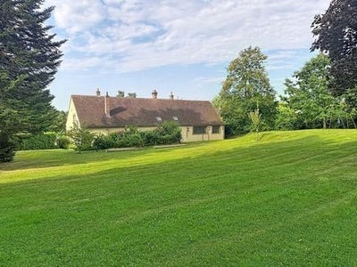 /international/fr/tourouvre-au-perche-la-basse-normandie-310108676409/