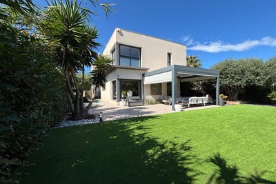 /international/fr/torreilles-languedoc-roussillon-310107743802/