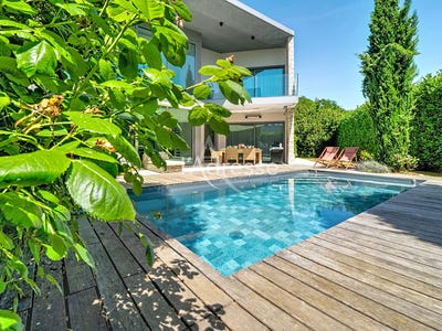 /international/fr/chessy-ile-de-france-310109044802/