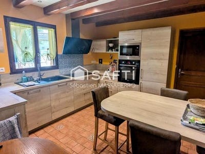 /international/fr/saint-andelain-burgundy-310108995731/