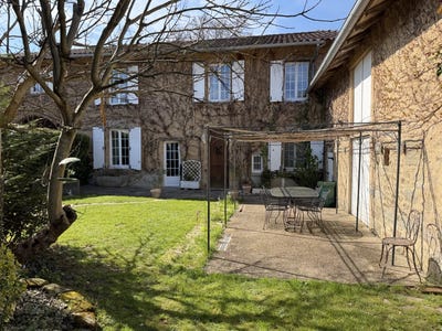 /international/fr/nantiat-limousin-310098877574/