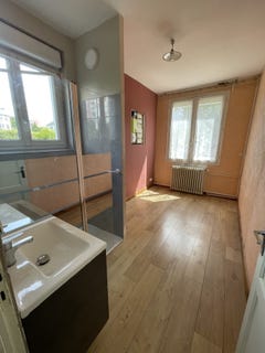 /international/fr/allonnes-pays-de-la-loire-310108808161/