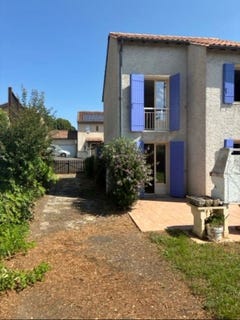 /international/fr/champcevinel-aquitaine-310110069203/