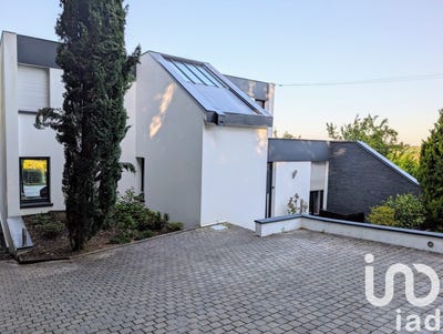 /international/fr/presles-ile-de-france-310100885862/
