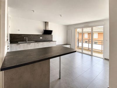/international/fr/113-rue-jean-jaures-saint-laurent-sur-saone-rhone-310108127927/