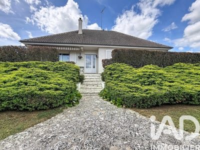 /international/fr/nogent-le-roi-centre-val-de-loire-310108701233/