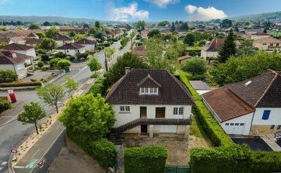 /international/fr/terrasson-lavilledieu-aquitaine-310100237169/