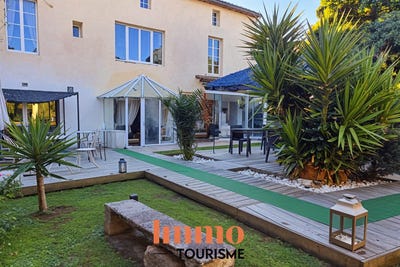 /international/fr/blaye-aquitaine-310107888216/