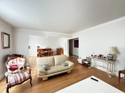 /international/fr/blois-centre-val-de-loire-310104473081/
