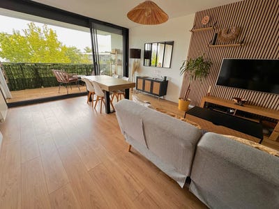 /international/fr/bruges-aquitaine-310108703880/
