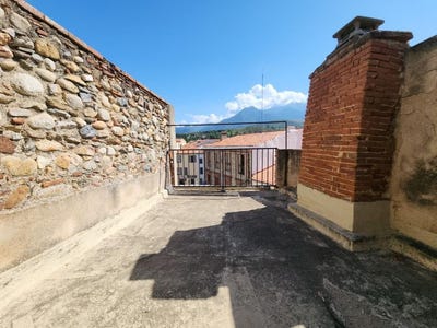/international/fr/prades-languedoc-roussillon-310109096379/