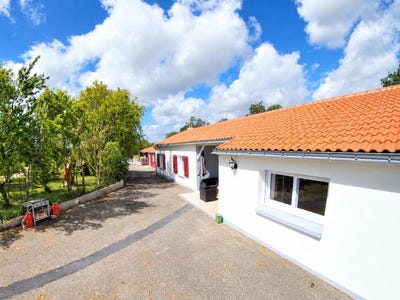 /international/fr/le-landreau-pays-de-la-loire-310109895202/