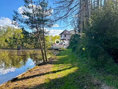 /international/fr/saint-silvain-sous-toulx-limousin-310102293481/