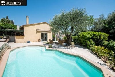 /international/fr/nice-provence-alpes-cote-d-azur-310108566263/