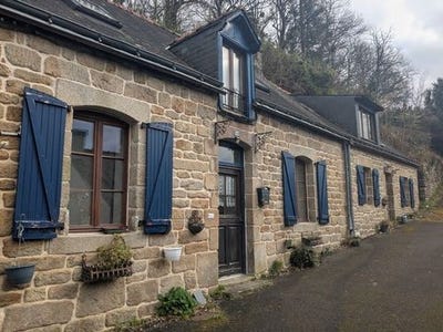 /international/fr/guemene-sur-scorff-brittany-120098077592/