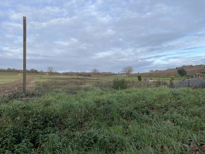 /international/fr/lerne-centre-val-de-loire-310103792825/