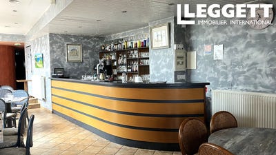 /international/fr/barbezieux-saint-hilaire-charente-310098969720/