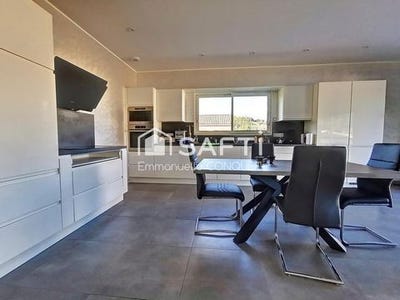 /international/fr/cazedarnes-languedoc-roussillon-310107564041/