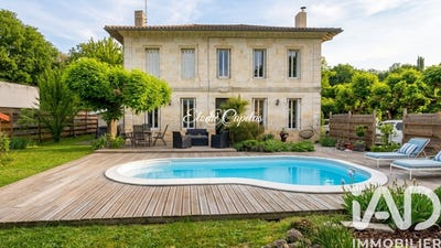 /international/fr/saucats-aquitaine-310107739354/