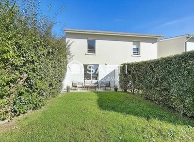 /international/fr/saint-aubin-de-medoc-aquitaine-310107905791/