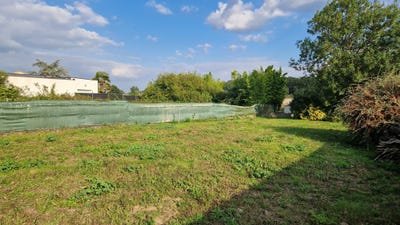 /international/fr/saint-julien-de-concelles-pays-de-la-loire-310098802709/