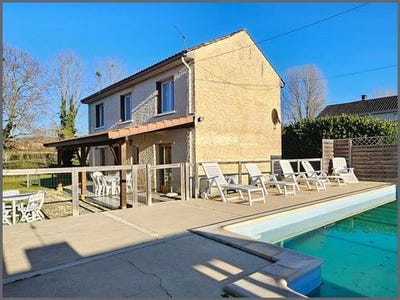/international/fr/saint-julien-de-lampon-aquitaine-310105925423/