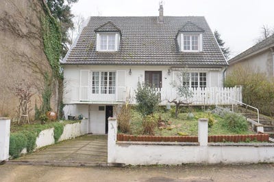/international/fr/lapalisse-auvergne-310106541248/