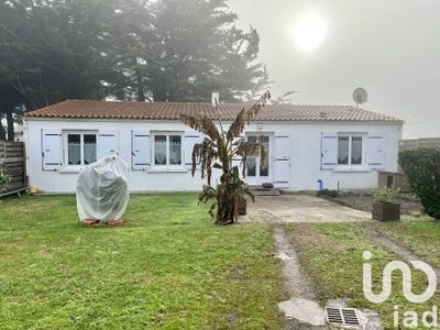 /international/fr/le-chateau-d-oleron-charente-310095294147/
