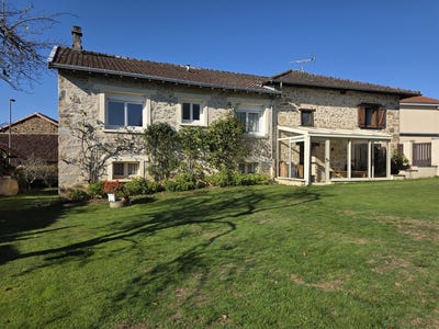 /international/fr/royeres-limousin-310108316660/
