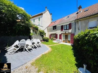 /international/fr/la-motte-d-aveillans-rhone-310108812971/