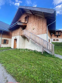 /international/fr/saint-colomban-des-villards-rhone-310103090222/