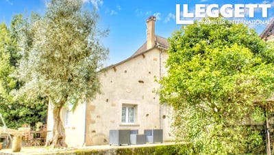 /international/fr/navarrenx-aquitaine-310099613081/