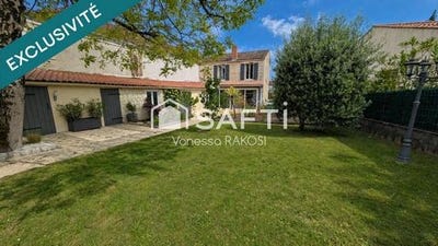/international/fr/saintes-charente-310108137039/