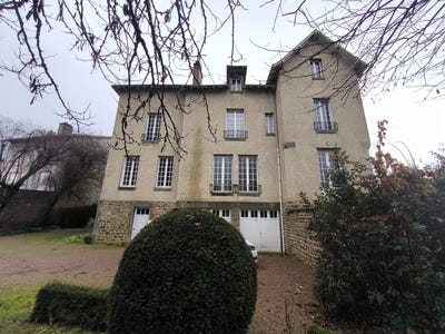 /international/fr/aixe-sur-vienne-limousin-310108623997/