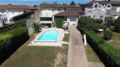 /international/fr/oradour-sur-glane-limousin-310108870805/
