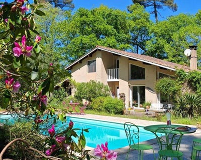 /international/fr/mont-de-marsan-aquitaine-310108602919/?lang=th
