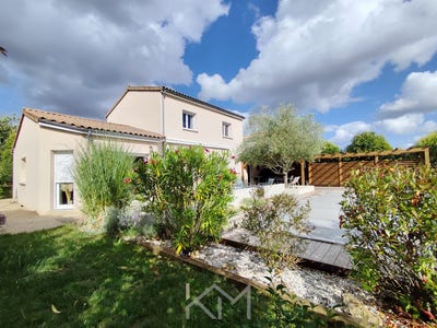 /international/fr/smarves-charente-310108677237/