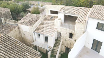 /international/fr/laudun-l-ardoise-languedoc-roussillon-310107414299/