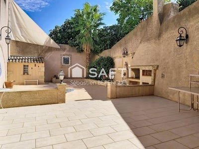 /international/fr/loupian-languedoc-roussillon-310110163045/