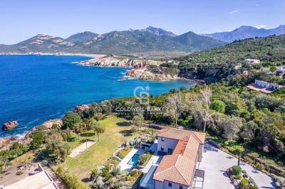 /international/fr/calvi-corsica-310108676666/