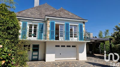 /international/fr/plouguenast-brittany-310098901193/