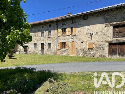 /international/fr/saint-bonnet-le-bourg-auvergne-310106418803/