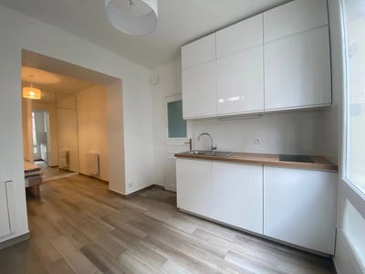 /international/fr/rue-de-menilmontant-paris-20eme-ile-de-france-310109015227/