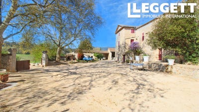 /international/fr/vallon-pont-d-arc-rhone-310107423159/