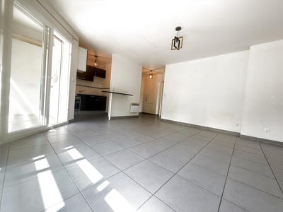 /international/fr/clermont-l-herault-languedoc-roussillon-310100761109/?lang=zh-cn