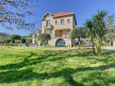 /international/fr/gaillac-midi-pyrenees-310104596830/