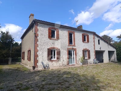 /international/fr/aire-sur-l-adour-aquitaine-120096025169/