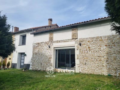 /international/fr/genouille-charente-310100649651/