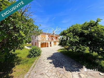 /international/fr/bagard-languedoc-roussillon-310105137377/